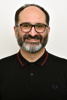 Dr. Alun Hughes