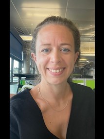 Dr Anna King